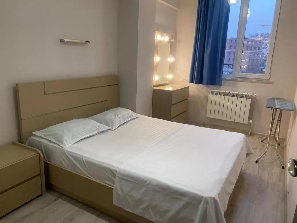 Excellent apartment in the Republic Square.Pushkin3 - главное фото