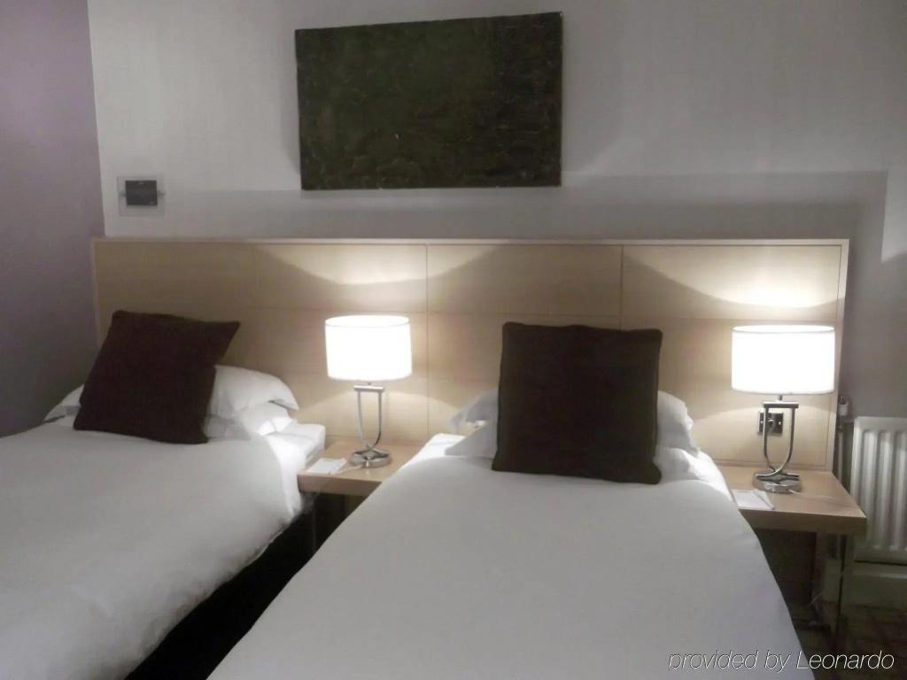 Beales Hotel - главное фото