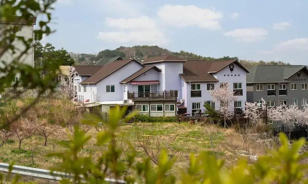 Ekllim Pension - главное фото