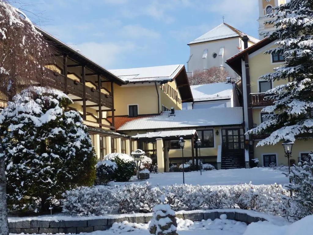 Gräfliches Hotel Alte Post - главное фото