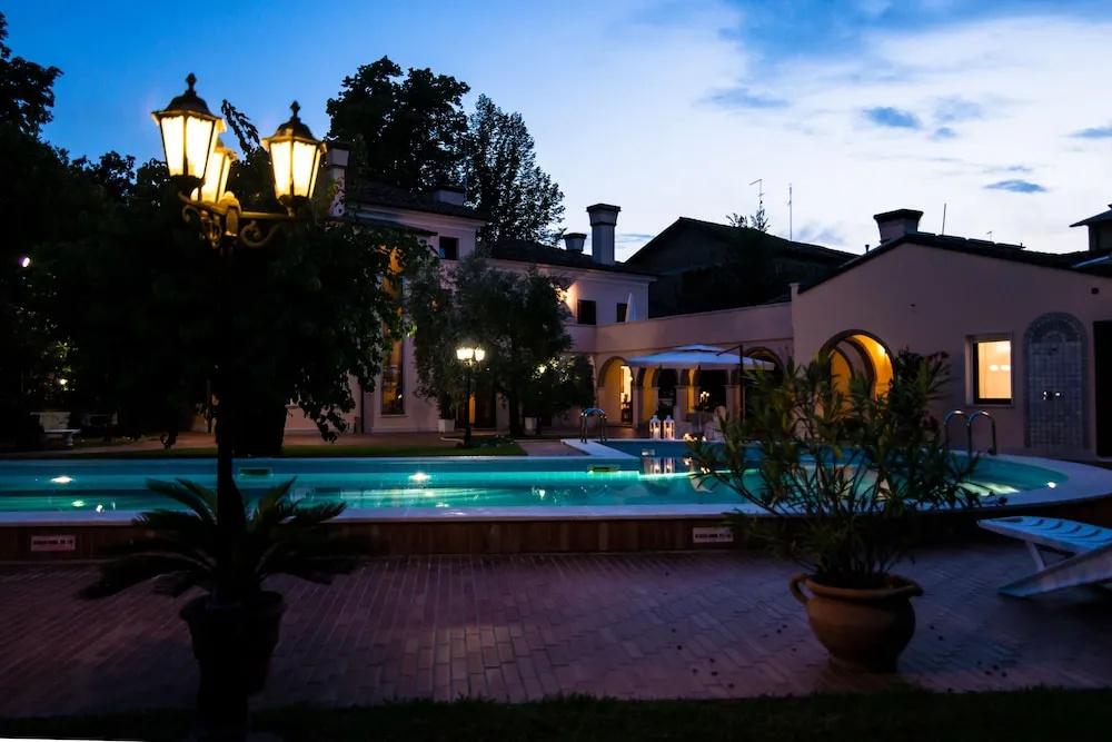 Villa Angela Prestige Park - главное фото