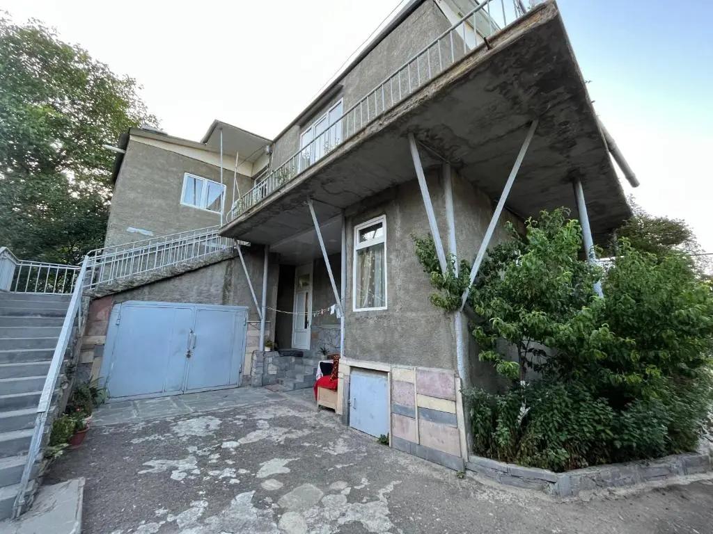Inexpensive house - главное фото