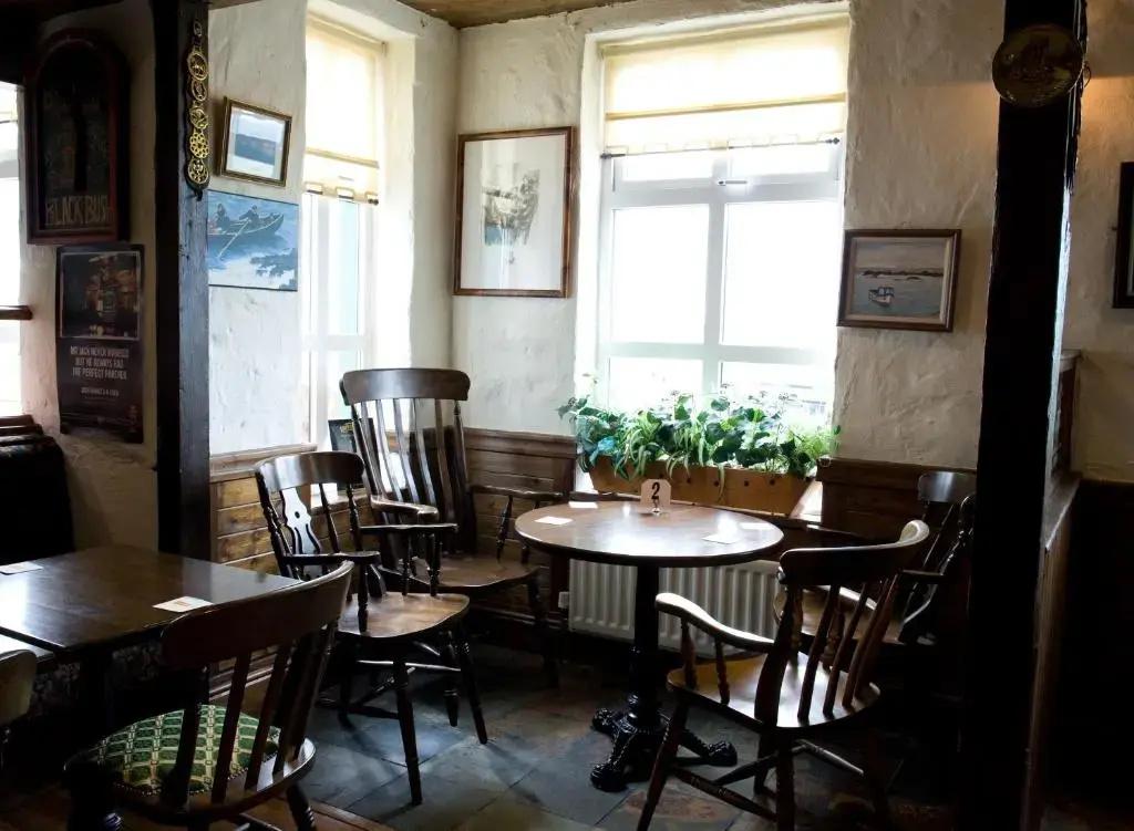 The Smugglers Inn - главное фото