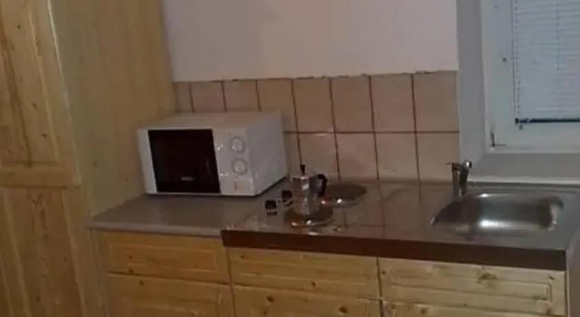 Edit Vendégház - главное фото