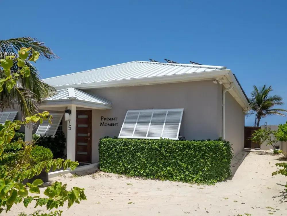 Present Moment - главное фото