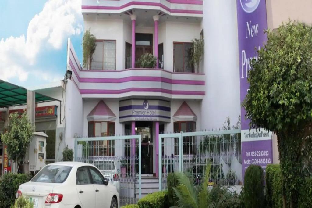 New Premier Hotel - главное фото
