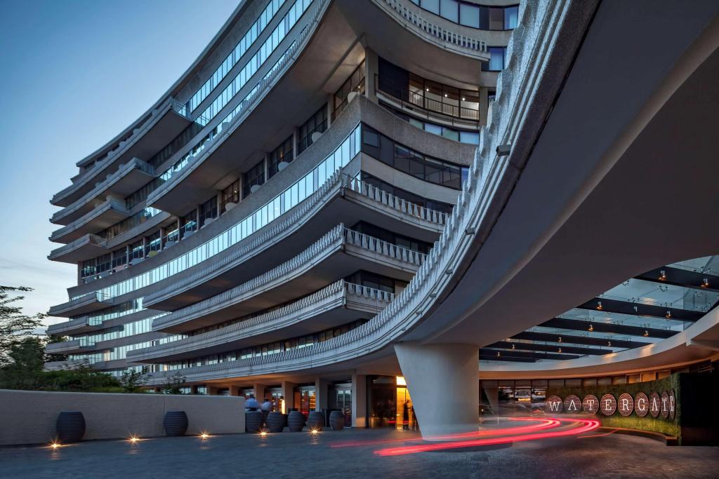 The Watergate Hotel - главное фото