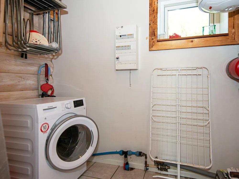 Spacious Holiday Home in Ebeltoft Denmark With Terrace - главное фото