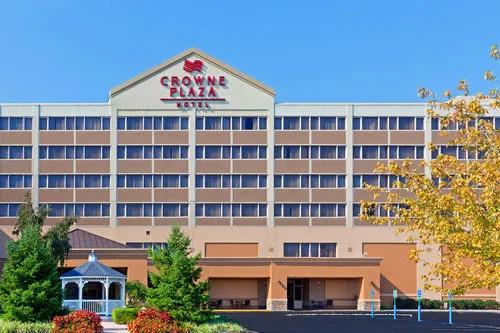 Crowne Plaza Hotel Clark Newark - главное фото
