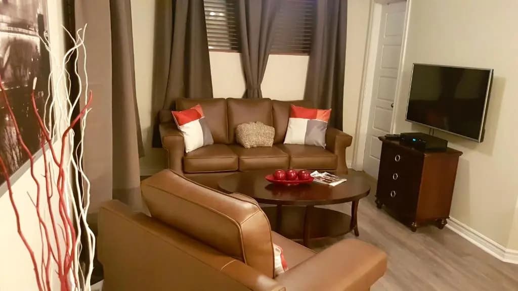 1-Bedroom Apartment Sweet #8 by Amazing Property Rentals - главное фото