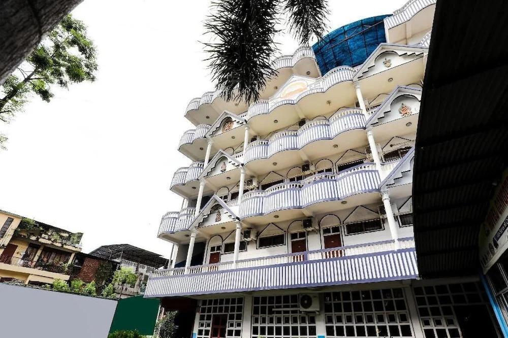 Hotel Gangotri - главное фото