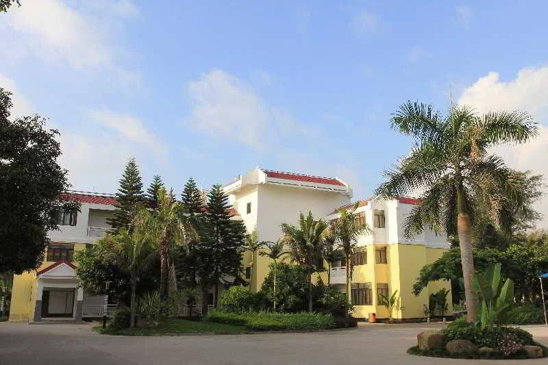 Shantou Zhonghai Nanbin Hotel - главное фото