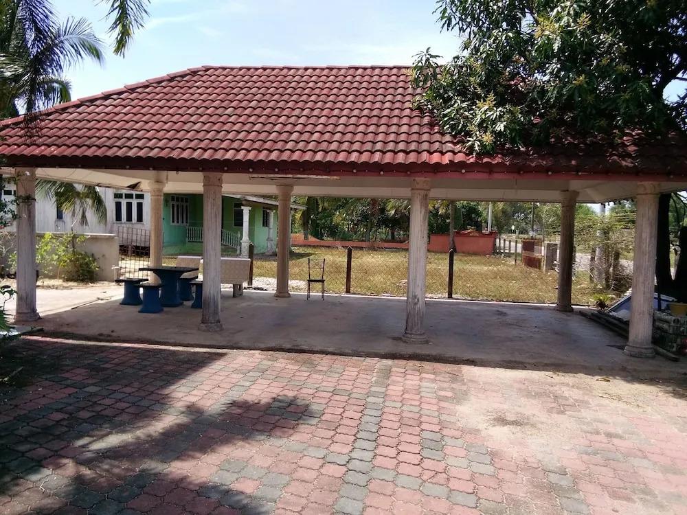Al Islah Homestay - главное фото