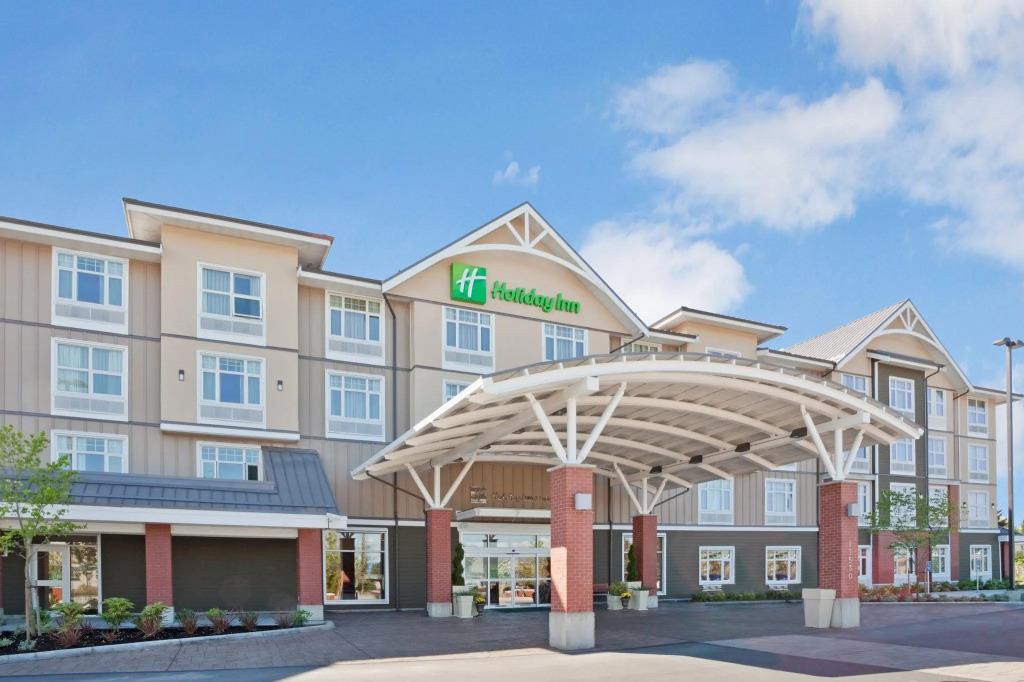 Holiday Inn Hotel & Suites Surrey East Cloverdale by IHG - главное фото