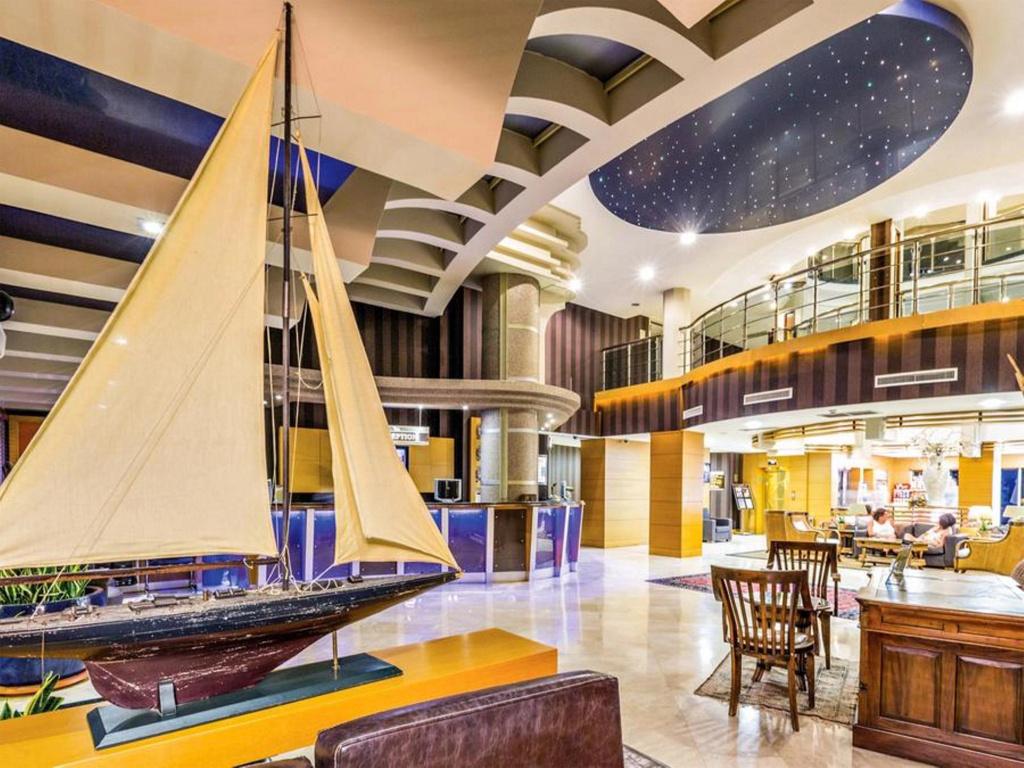 Grand Cettia Hotel - главное фото