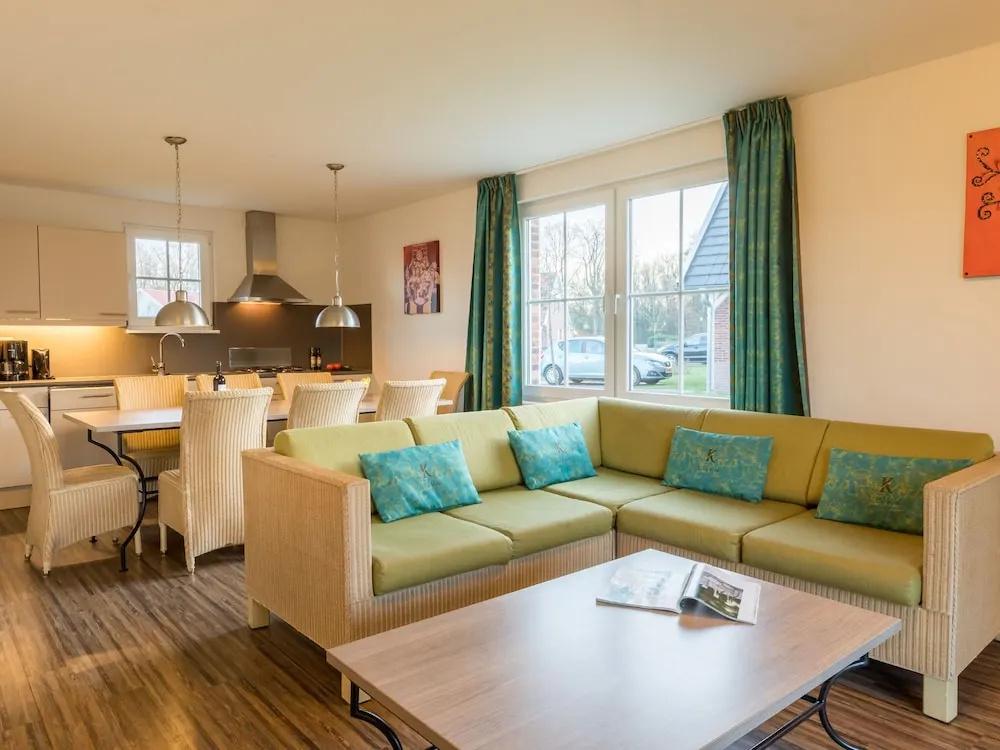 Luxurious Detached Villa with 3 Bathrooms, in de Maasduinen - главное фото