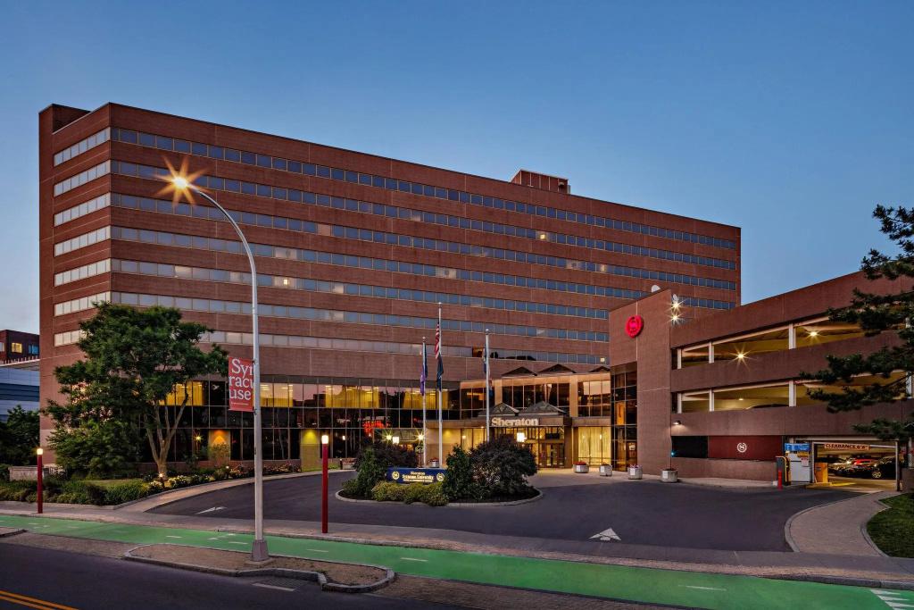 Sheraton Syracuse University Hotel and Conference Center - главное фото