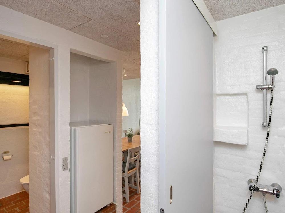 Serene Holiday Home in Blokhus With Sauna - главное фото