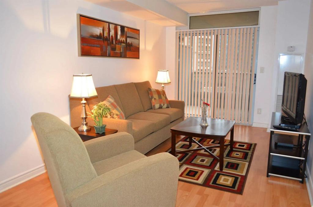 Bombay Suites Mississauga - главное фото