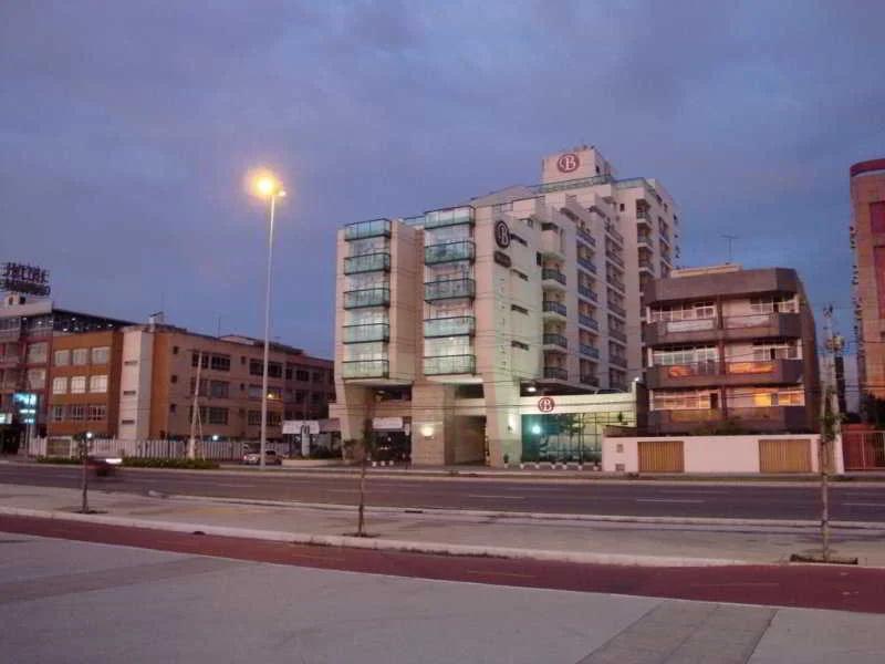 Bourbon Vitoria Hotel (Residence) - главное фото