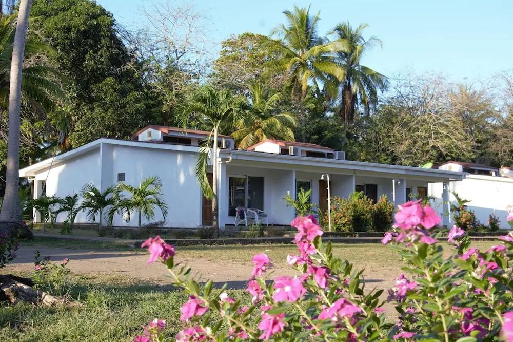 Hotel La Isla - главное фото