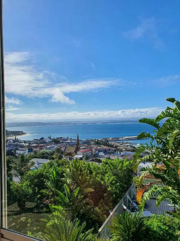 3ColoursBlue Guest House - главное фото