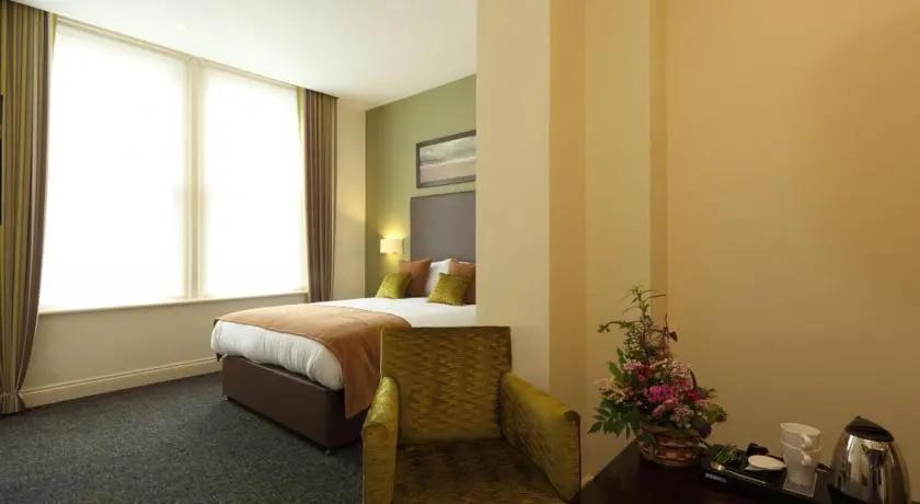 Chalfield Manor Boutique Hotel - главное фото