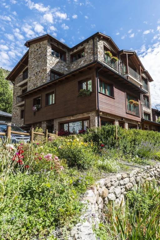 Apartamentos Els Meners - главное фото