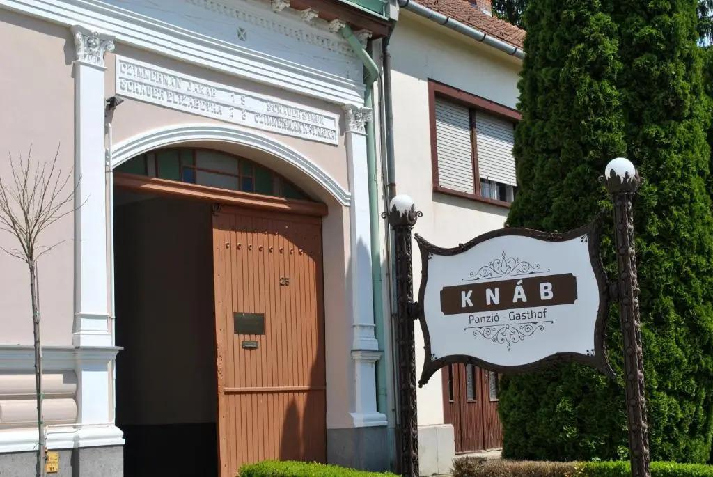 Knáb Panzió - главное фото