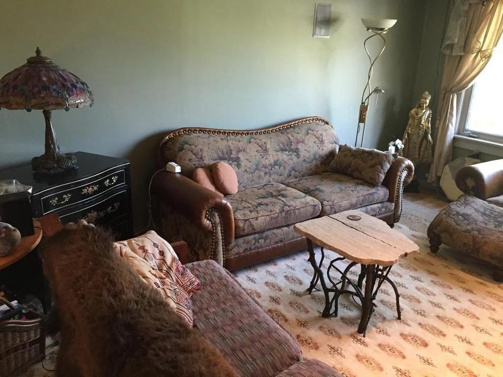 Mediterranean Edmonton B&B - главное фото