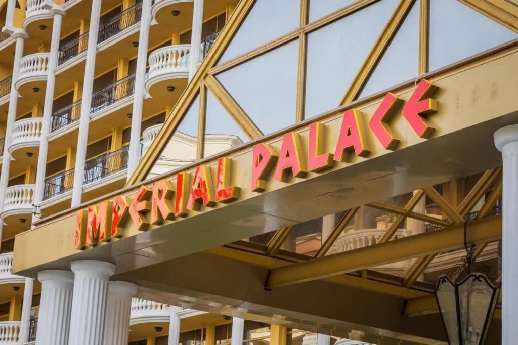 Imperial Palace Hotel & Spa - главное фото