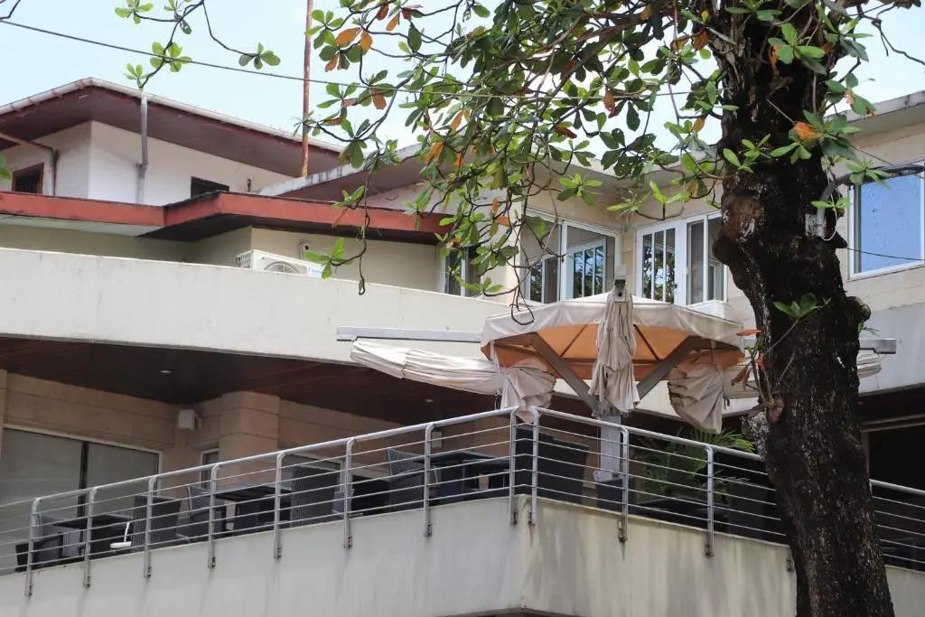 Mamba Point Hotel - главное фото