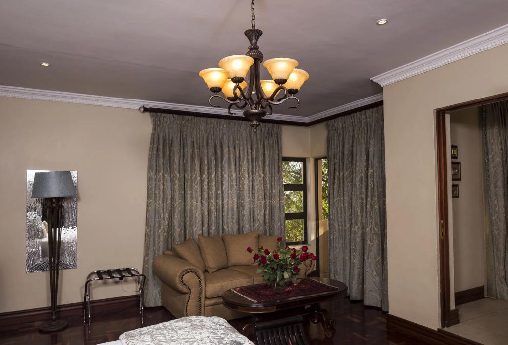 Opikopi Guest House - главное фото