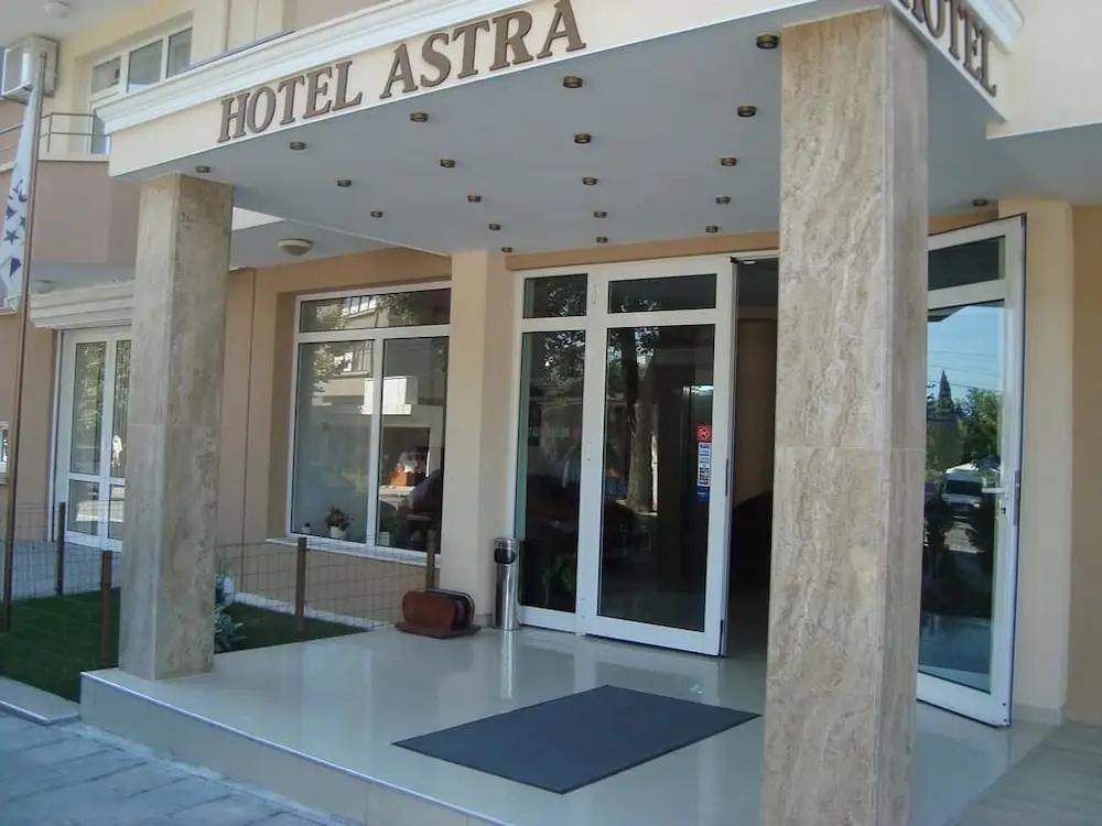 Hotel Astra - главное фото