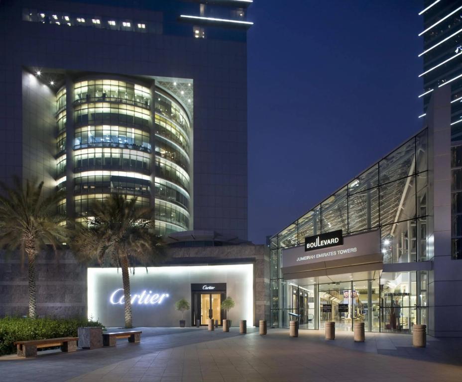 Jumeirah Emirates Towers Dubai - главное фото
