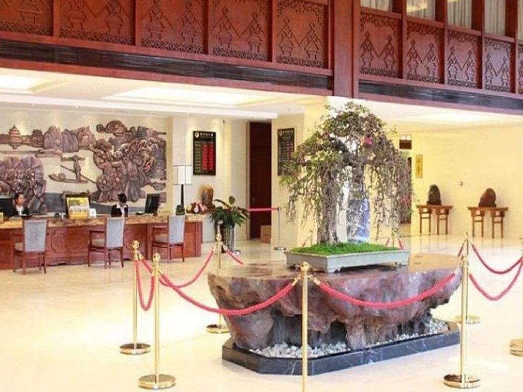 Liuzhou Sanjiangxian Dongxiangguo Hotel - главное фото