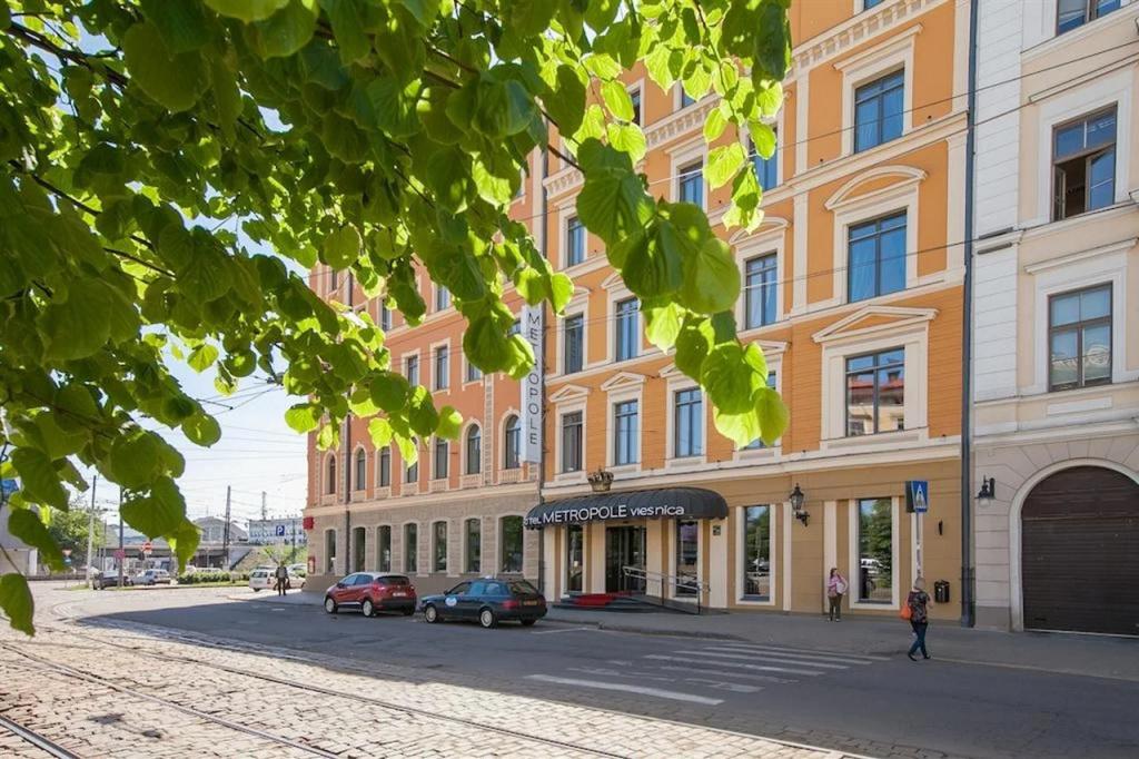 Отель Eurostars Metropole - главное фото