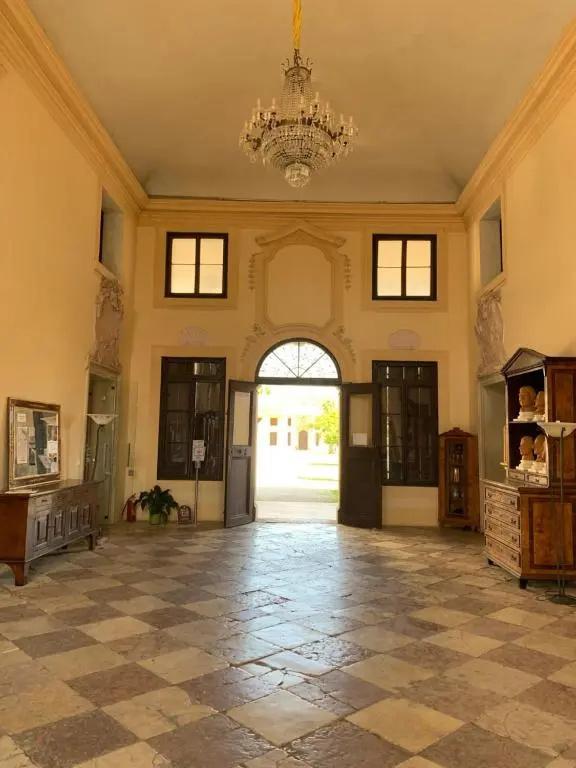 Bed & Breakfast Rezzonico - главное фото
