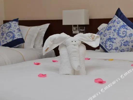Golden Life Holiday Hotel - главное фото