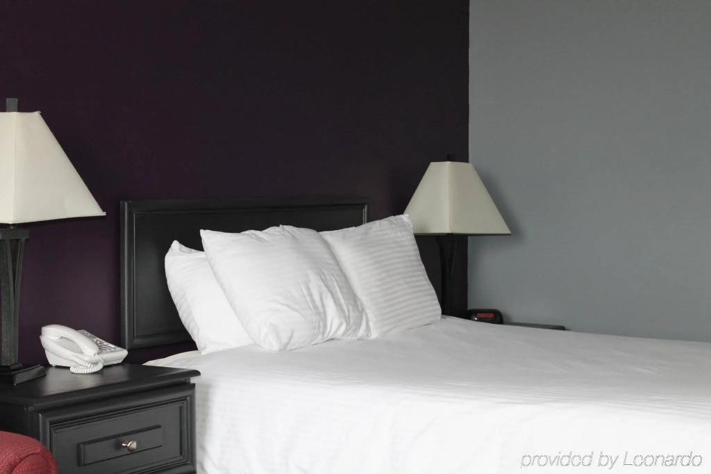 Ramada by Wyndham Florenceville - главное фото