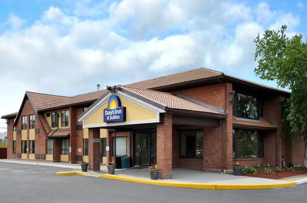 Days Inn Utica - главное фото