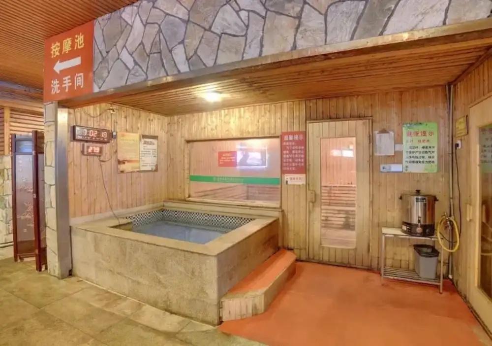 Yuelai Hotspring Hotel - главное фото