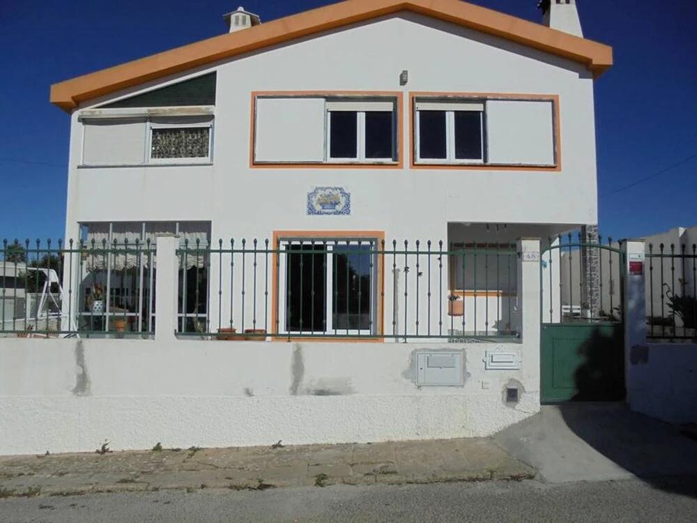 Apartment With 2 Bedrooms in A dos Cunhados, With Enclosed Garden and - главное фото