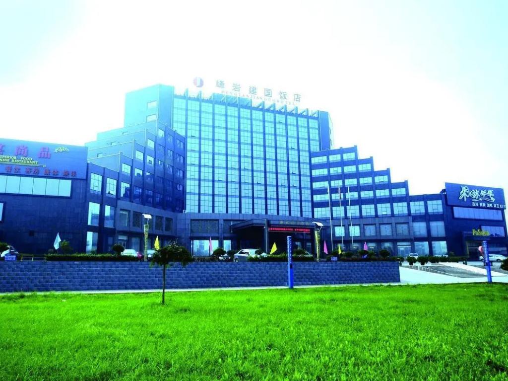 Fengyanjianguo Hotel - главное фото