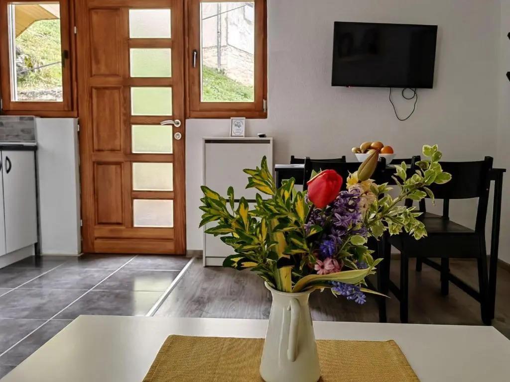 Ive Andrica 3 - главное фото