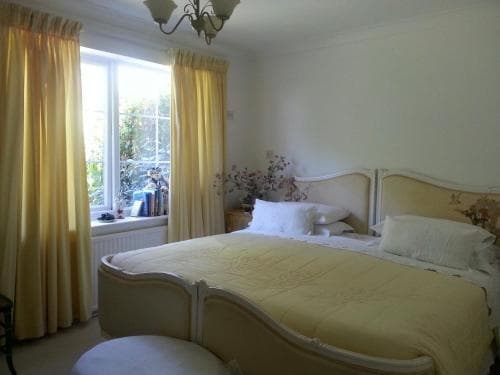 Folly Studio Bed & Breakfast - главное фото