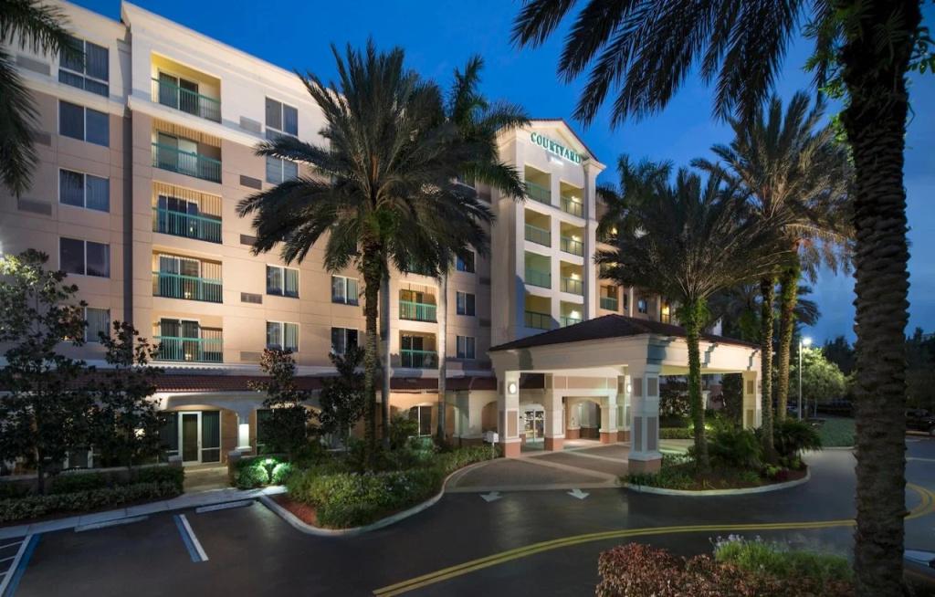 Courtyard by Marriott Fort Lauderdale Weston - главное фото