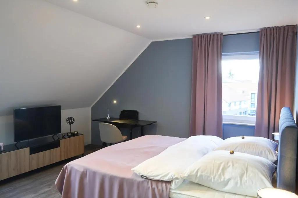 Airport And Messe Apartments - главное фото