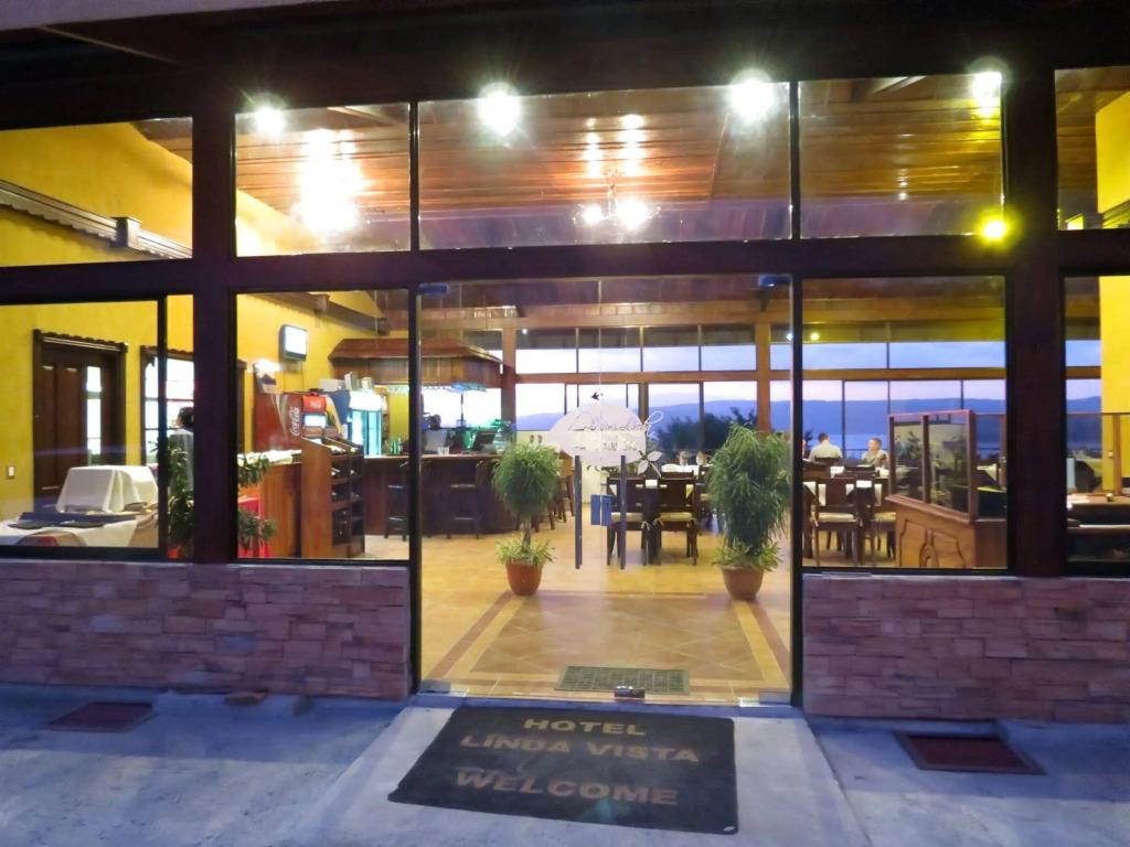 Hotel Linda Vista - главное фото