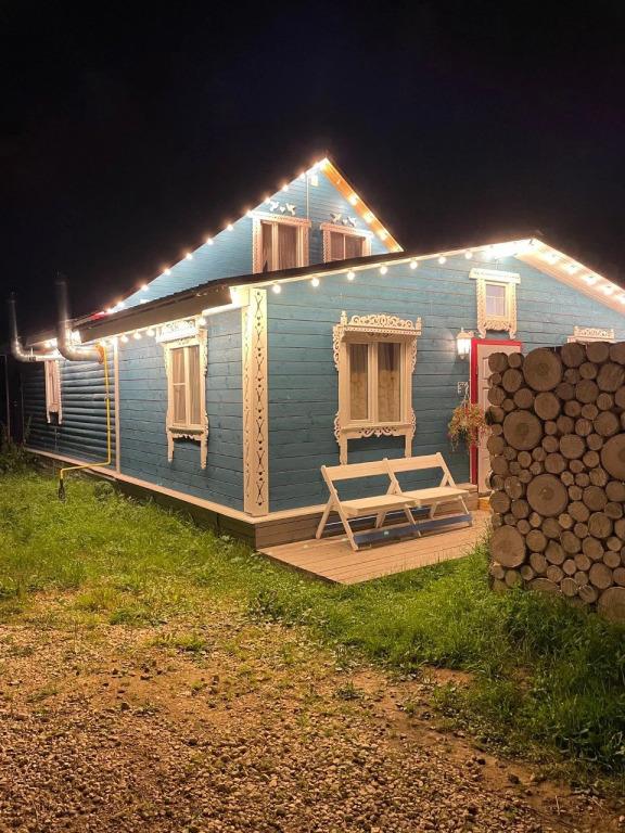 Гостевой дом В лесу - главное фото